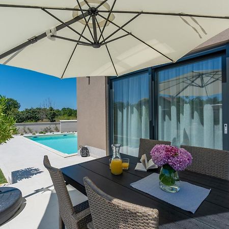 Villa Atena Пореч Екстериор снимка