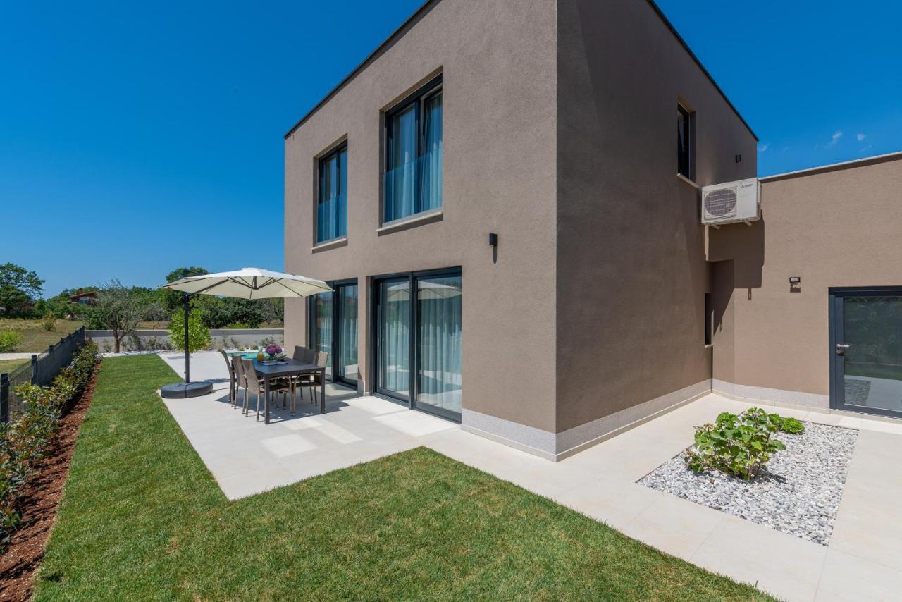Villa Atena Пореч Екстериор снимка